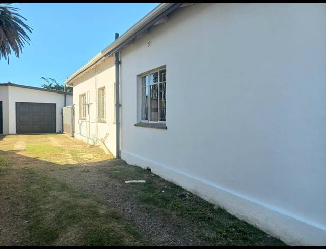 3 BEDROOM PROPERTY TO RENT IN STRAND NORTH